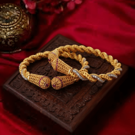 New Antique Gold Kara