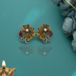 Gold locket with a 3D flower design in Turkish style